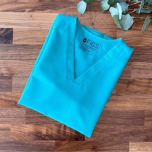 "Marine" Casma Scrub Top